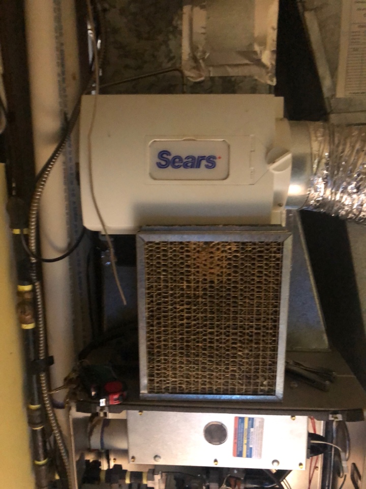 Stanley Park, AB - Hvac mechanic required. Found condensate pump, furnace filter, and humidifier pad all needing replacement. Replaced them and found furnace and humidifier to be in good working order  Stanley Park, AB - Hvac mechanic required. Found condensate pump, furnace filter, and humidifier pad all needing replacement. Replaced them and found furnace and humidifier to be in good working order