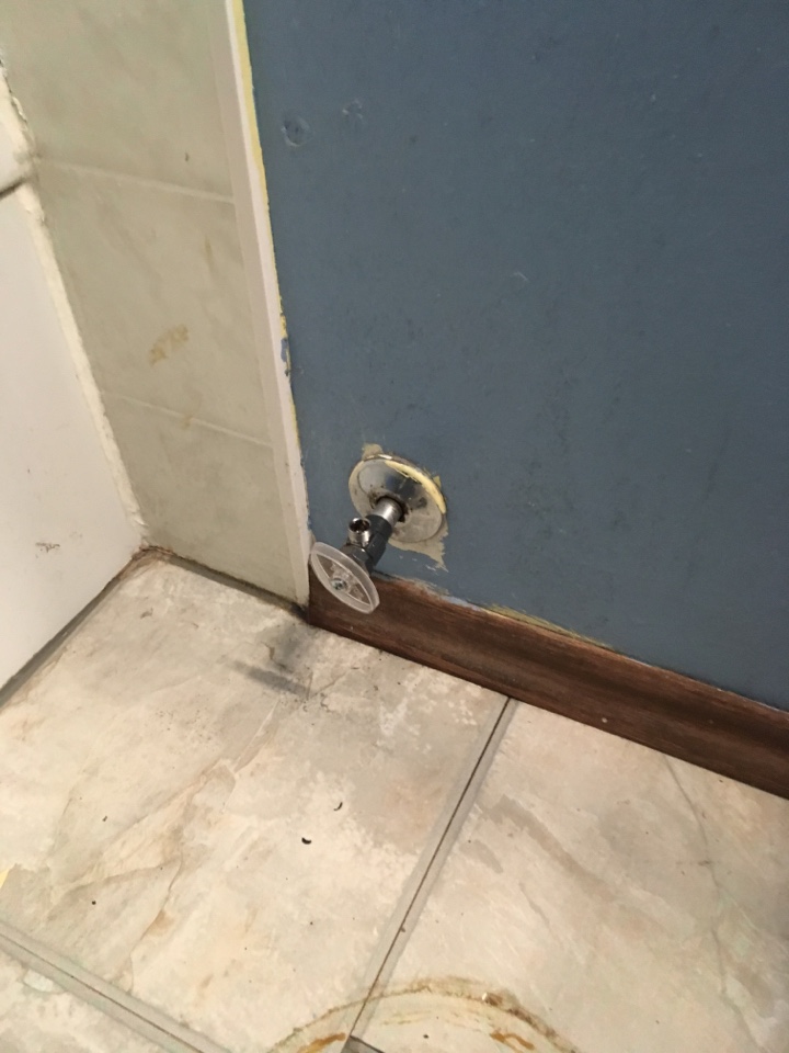 Stanley Park, AB - Plumber needed: remove toilet. Replace shut off valve Stanley Park, AB - Plumber needed: remove toilet. Replace shut off valve