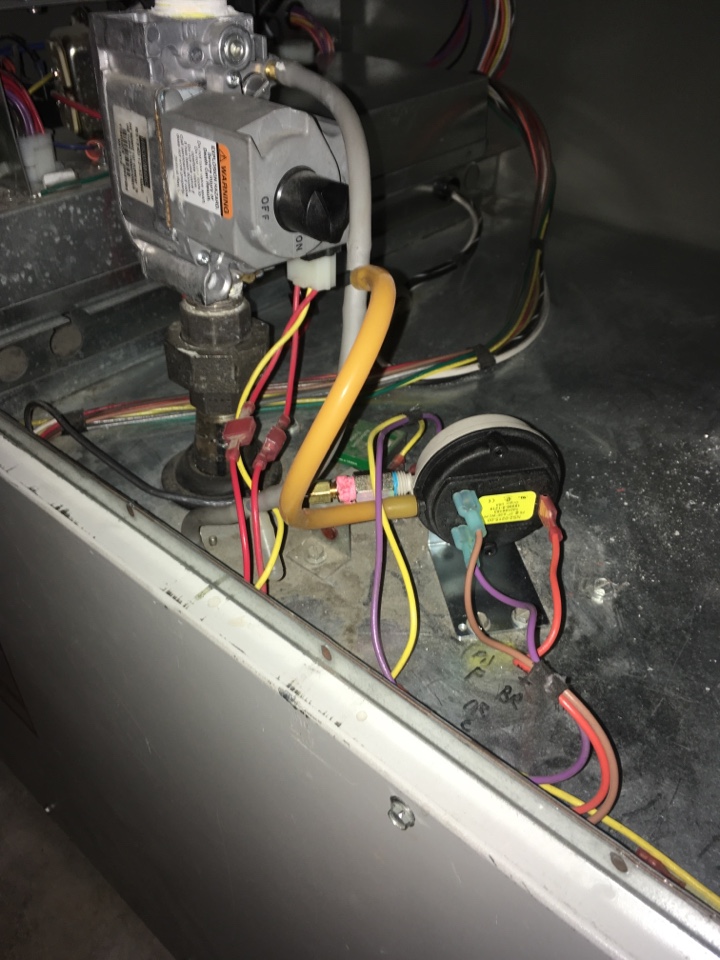 Stanley Park, AB - Replaced new style Aluminum tube pressure switch on Lochinvar boiler Stanley Park, AB - Replaced new style Aluminum tube pressure switch on Lochinvar boiler