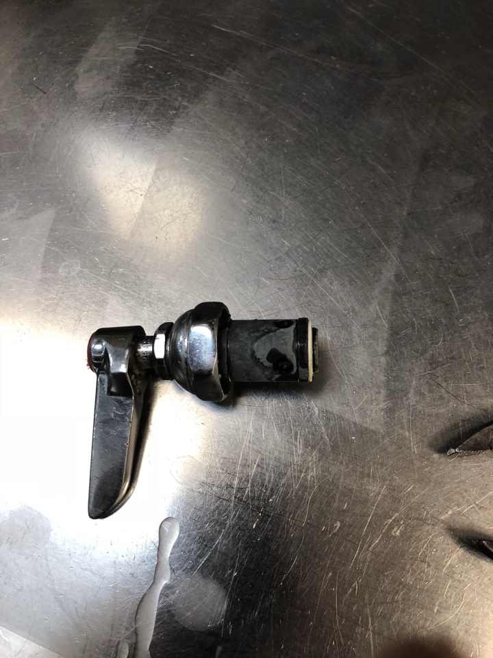 Okotoks, AB -  Plumber required.Repair TS taps,  Unplug urinal , Replace half inch 90° elbow under prep table. Okotoks, AB -  Plumber required.Repair TS taps,  Unplug urinal , Replace half inch 90° elbow under prep table.